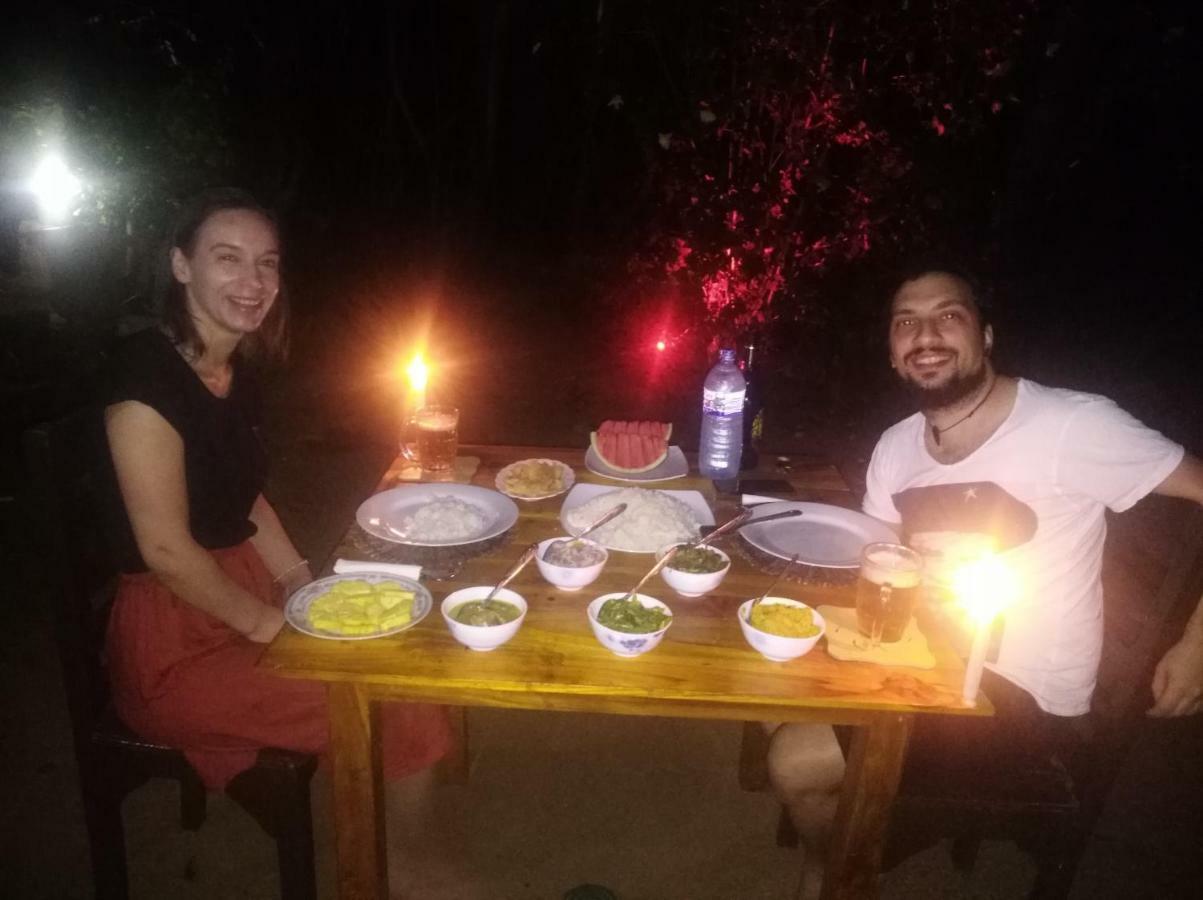 Manju Homestay 锡吉里亚 外观 照片